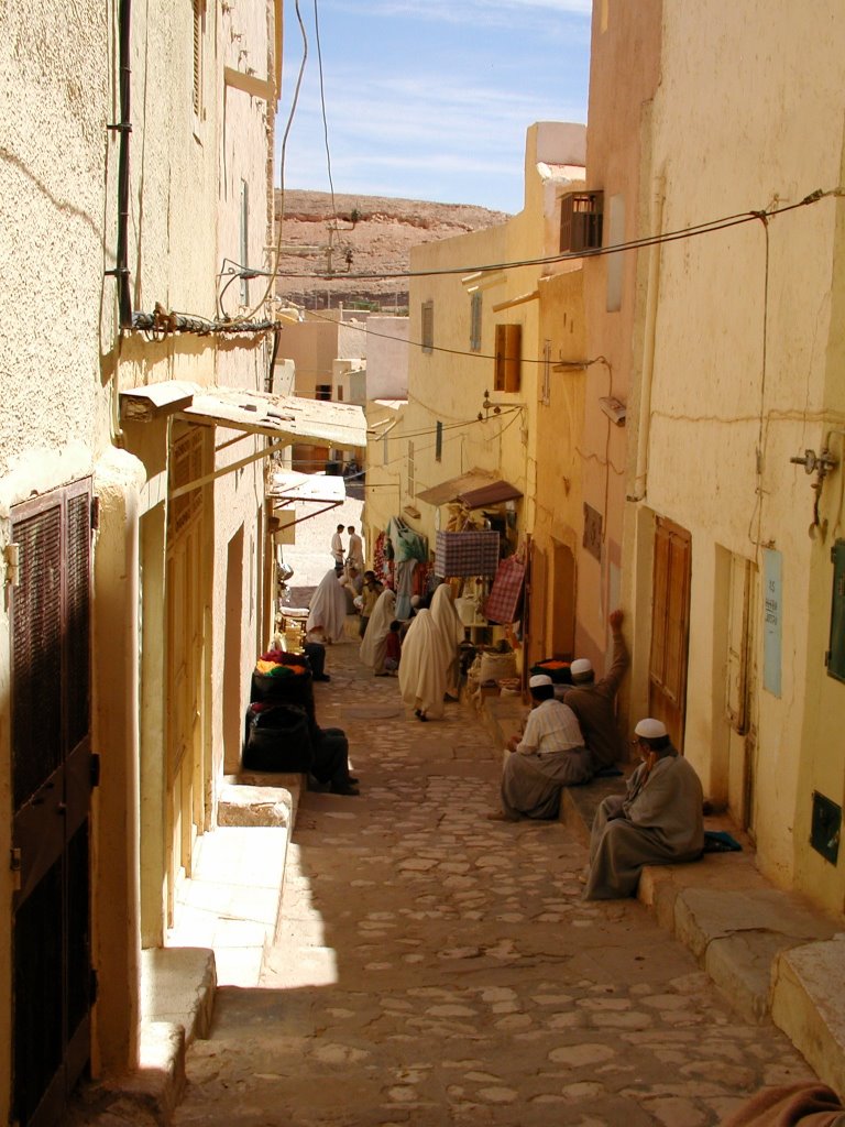 Ruelles de Benisguen by Nabil Benmoussa