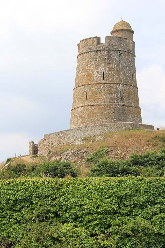 Saint Vaast la Hougue ! jul 2014 by Rene Molendijk