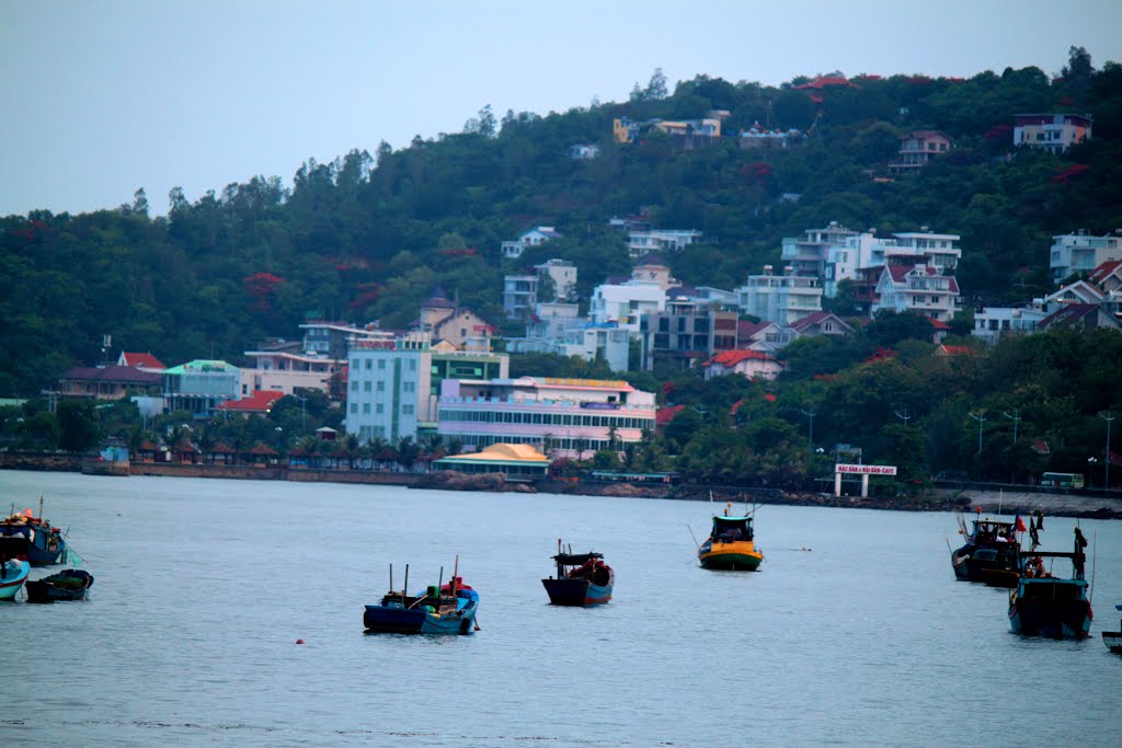 Phường 2, Vũng Tàu, Ba Ria - Vung Tau, Vietnam by quanphe ngoduc