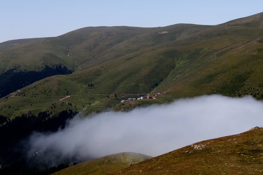 61450 Dağönü/Hayrat/Trabzon, Turkey by Abdurrahim Baltaci