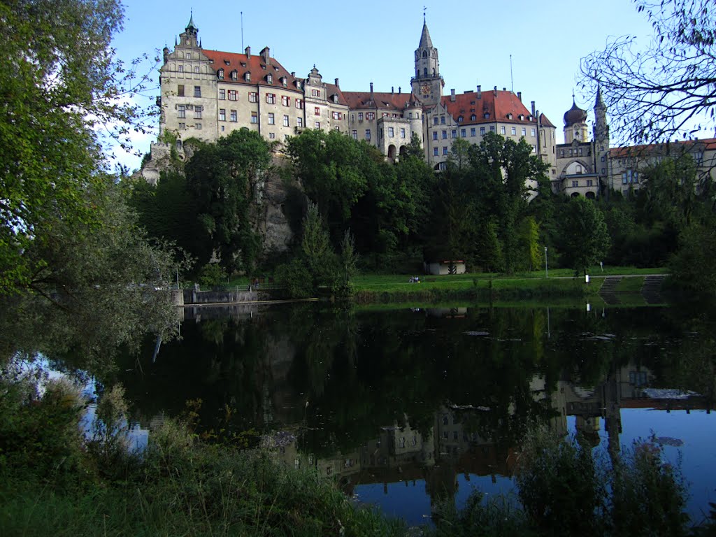 Castle View by Keino Davie