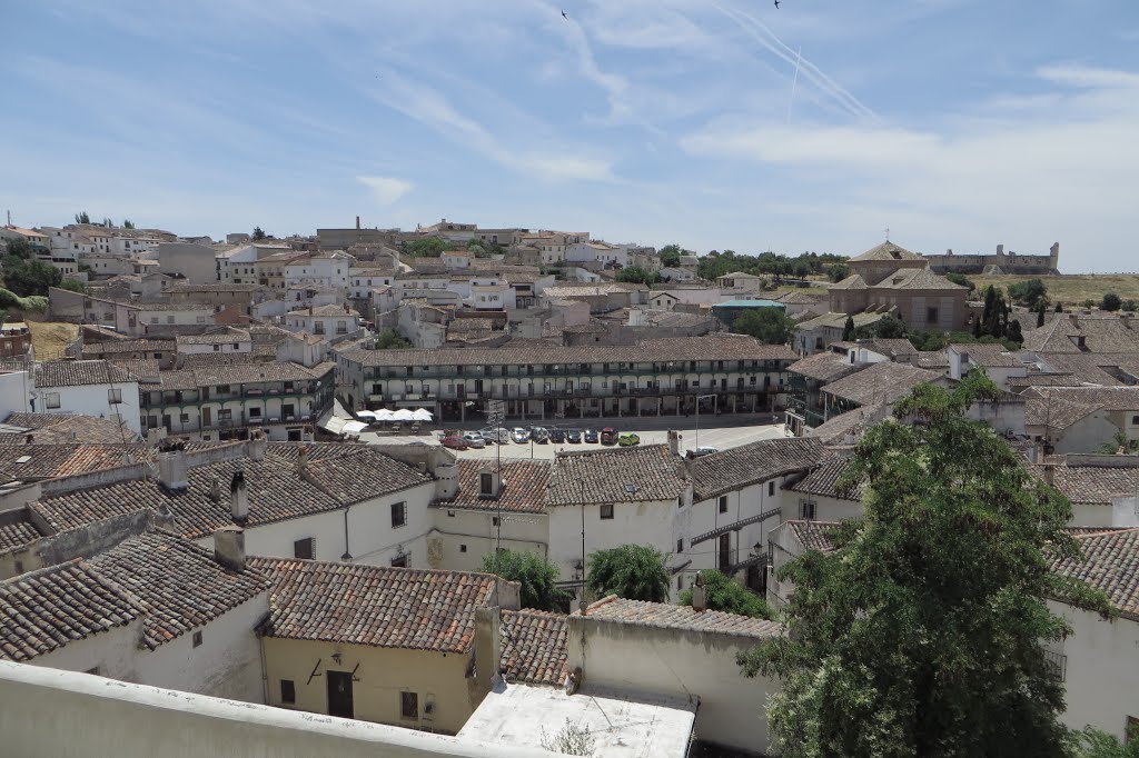 Chinchón (Madrid), Plaza Mayor, España by nasenbaerdietzenbach