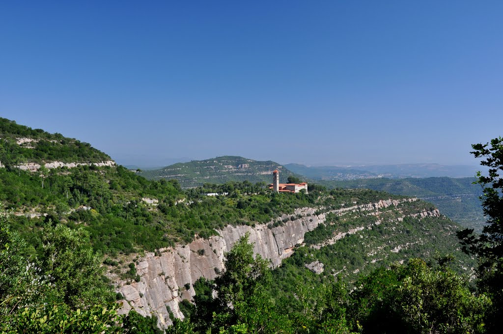 Monserrat by Ondine Leroidec