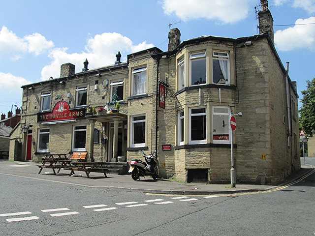 The Savile Arms,The Cross, Elland by vonkarajan