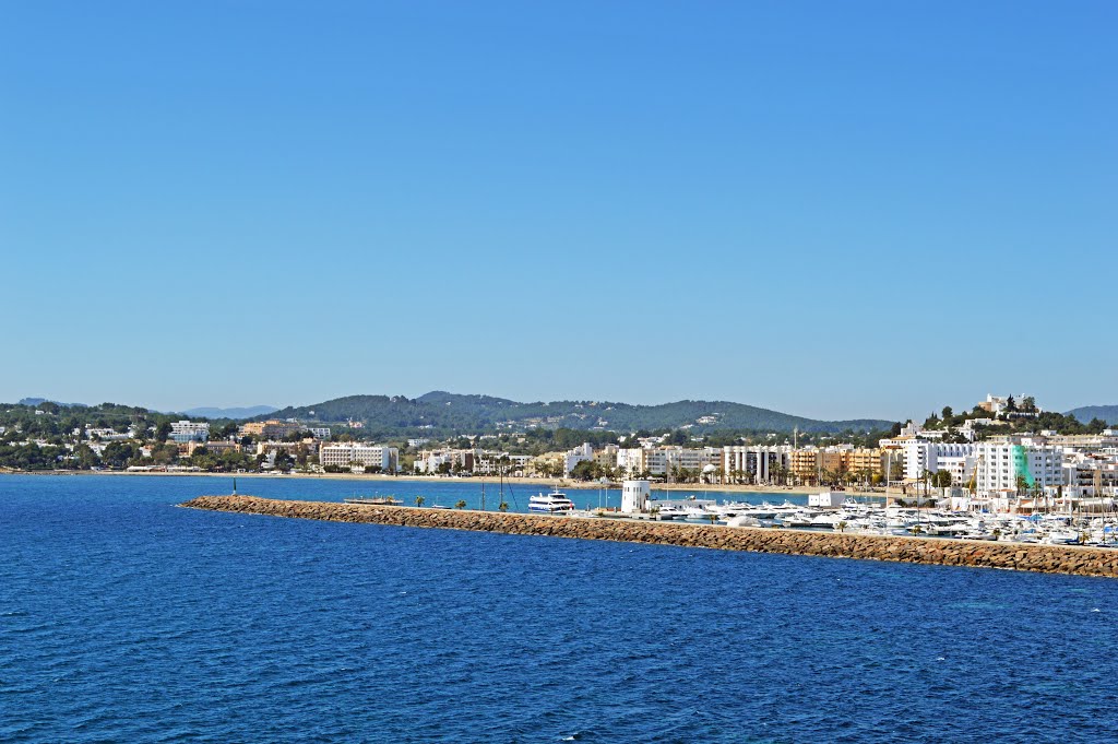 Panorámica desde el Peñón, Santa Eulalia del Río, Ibiza by Manuel López Gutiérr…