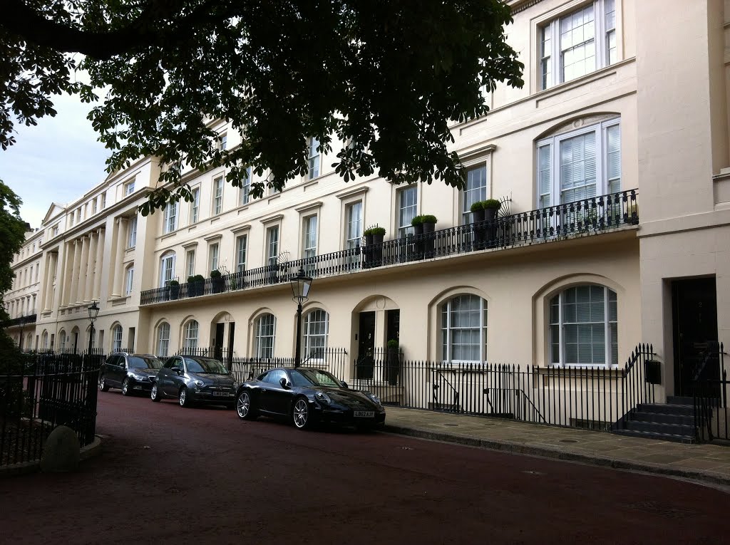 Houses along Regent's Park by Lorenza Tribbioli Le…