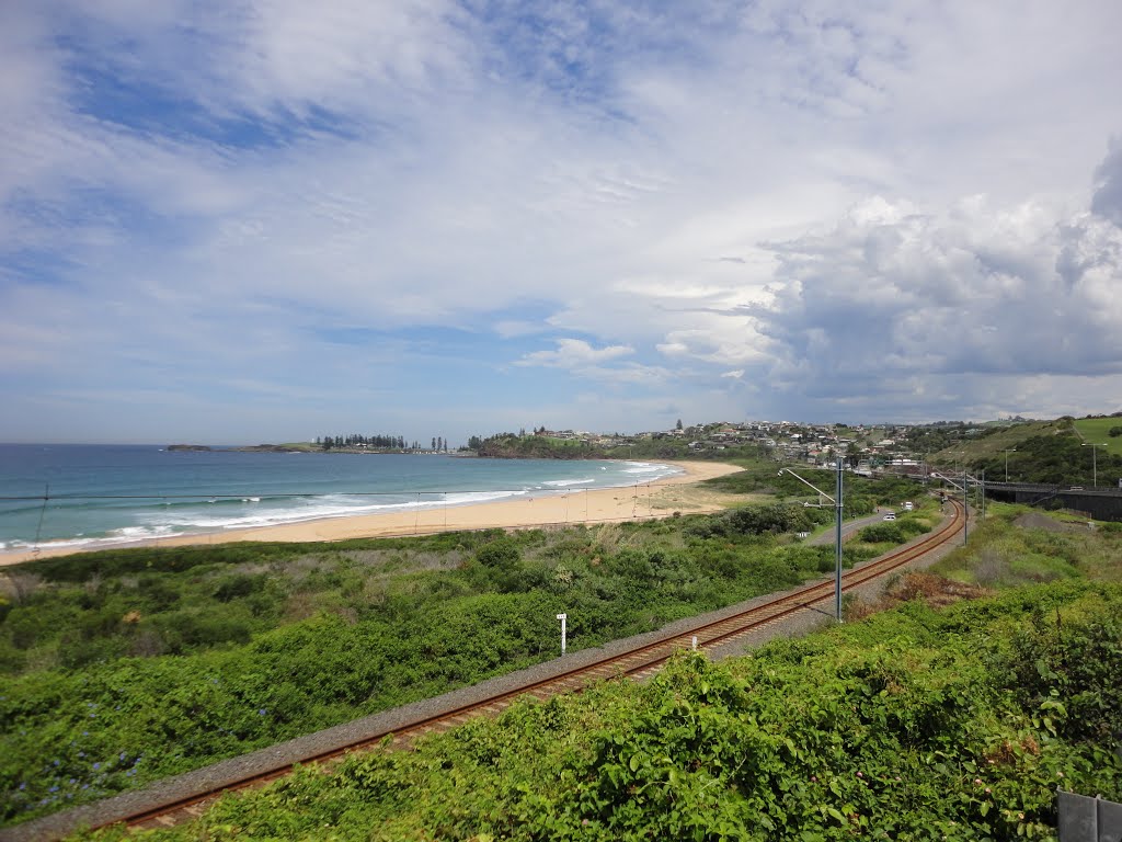 Bombo Beach, Kiama by kljuco