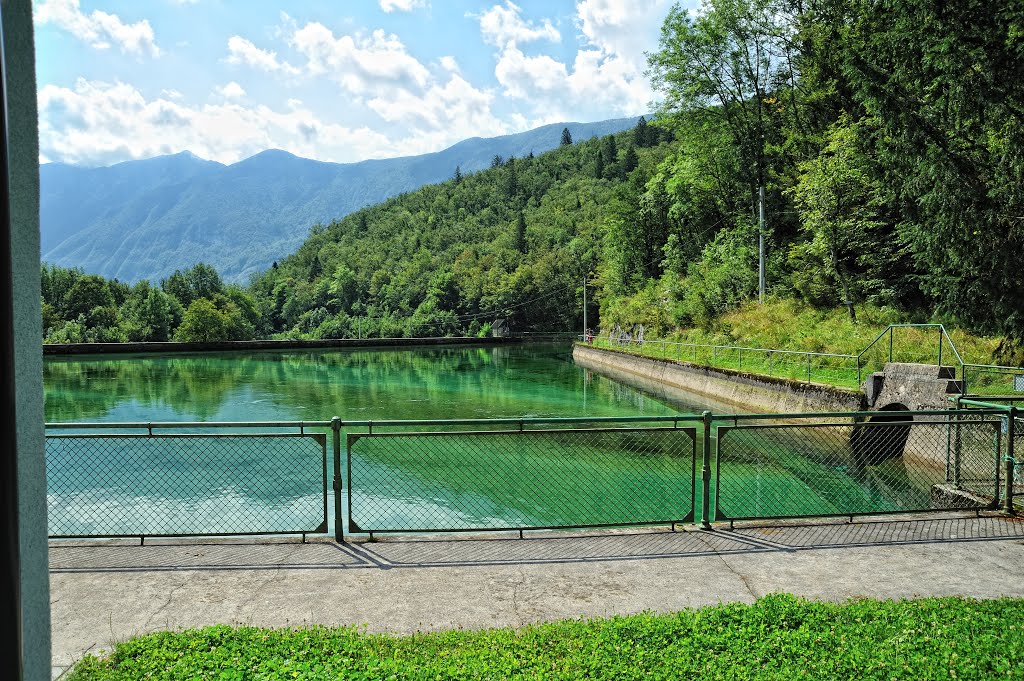 Jezero HE Plužna by Valter Erzetič New