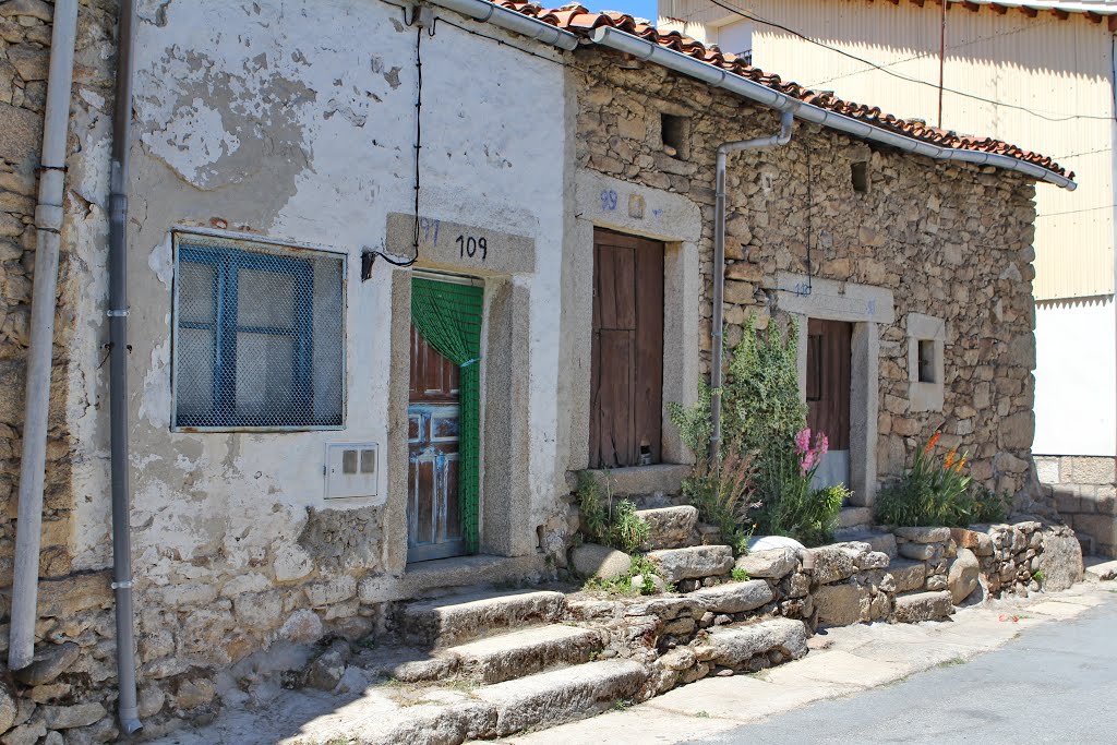 Casas de la calle del Puente by RA Melgar