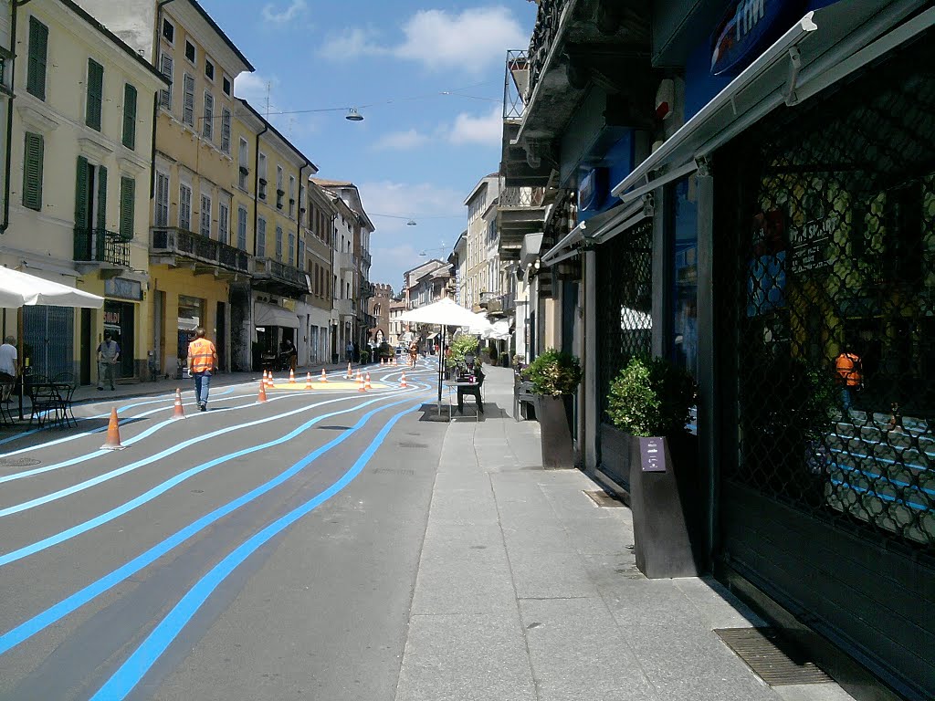 Nuovo Corso Garibaldi da Agosto-Per riprodurre il corso del Po (1) by Andrea Grassi