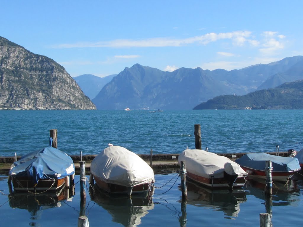 Lago d'Iseo by Daniel Wilk