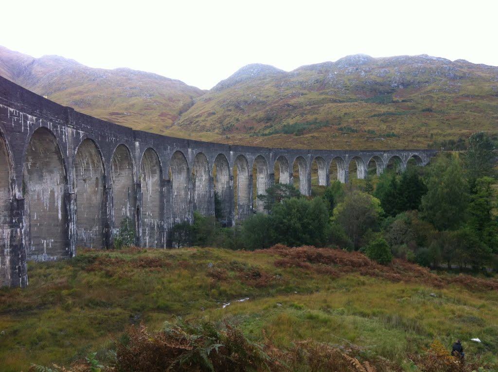 Glenfinnan Viaduct by earthfly