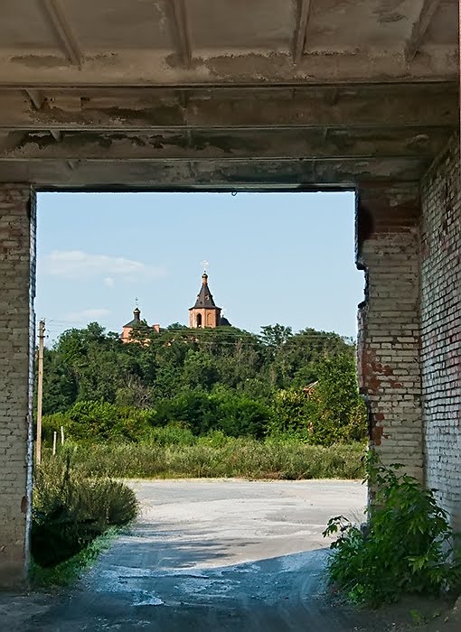 Okhtyrs'kyi district, Sums'ka oblast, Ukraine by Kobzar Sergey