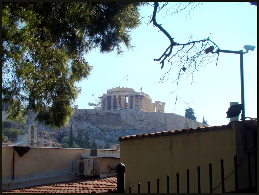 Le Parthénon →situé sur l'Acropole d'Athènes by Panos Panagiotis