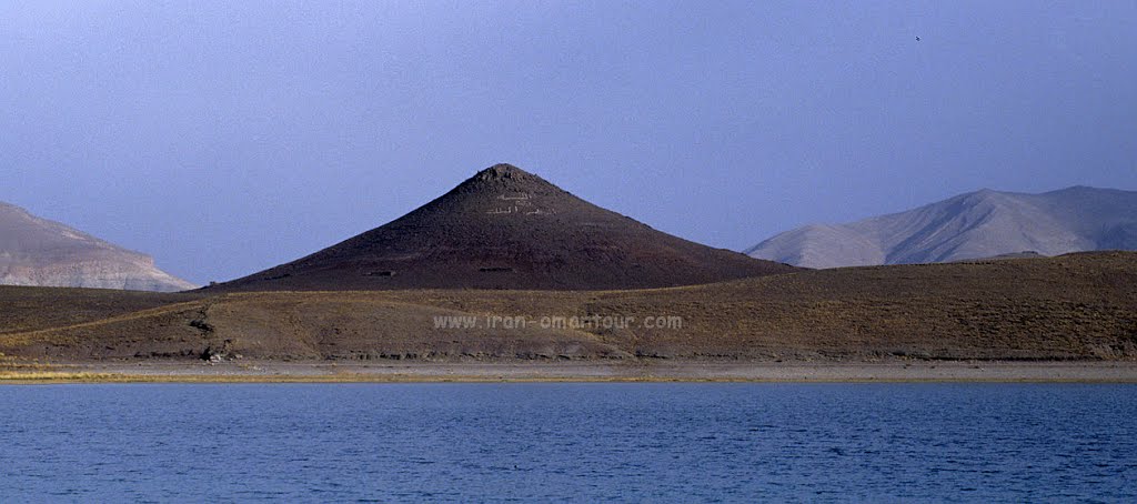 Lac de Tislit, Morocco tour September 1988 by Adventurous Alpines