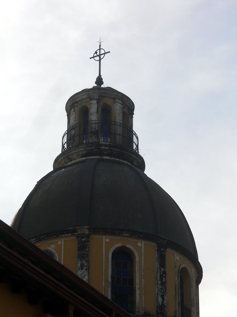 Cúpula de la catedral by Leandro Iglesias