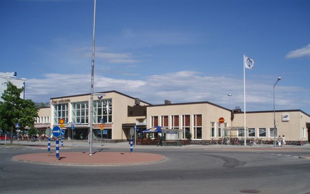 Porin Linja-autoasema. Bus station of Pori by FaiRLane