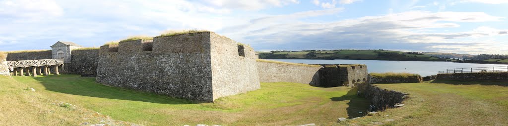 Charles Fort, Kinsale by lespittets