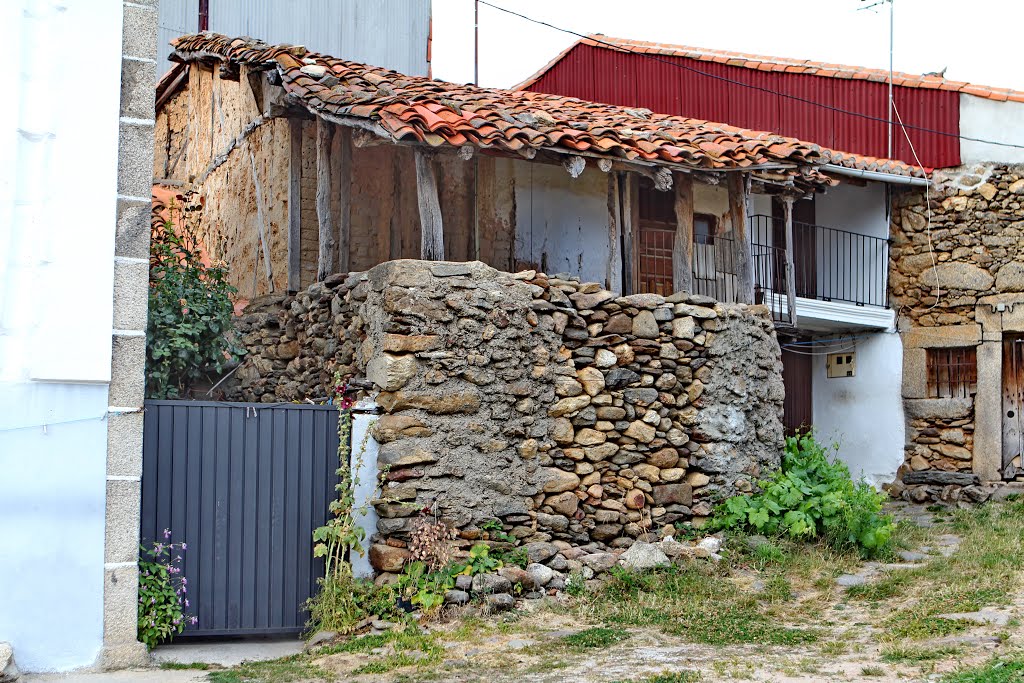 Casa tradicional by RA Melgar