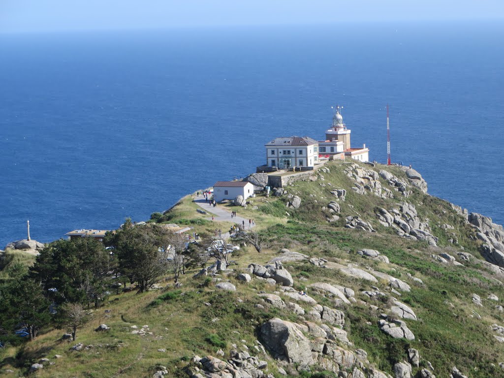 Fisterra, o faro e a fin do Camiño by Conchi GQ