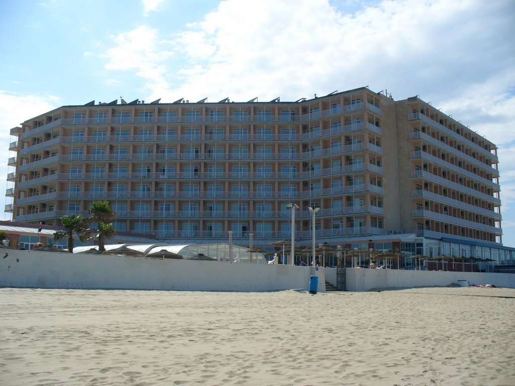 Hotel Entremares Balneario by Juan Manuel Fernánde…