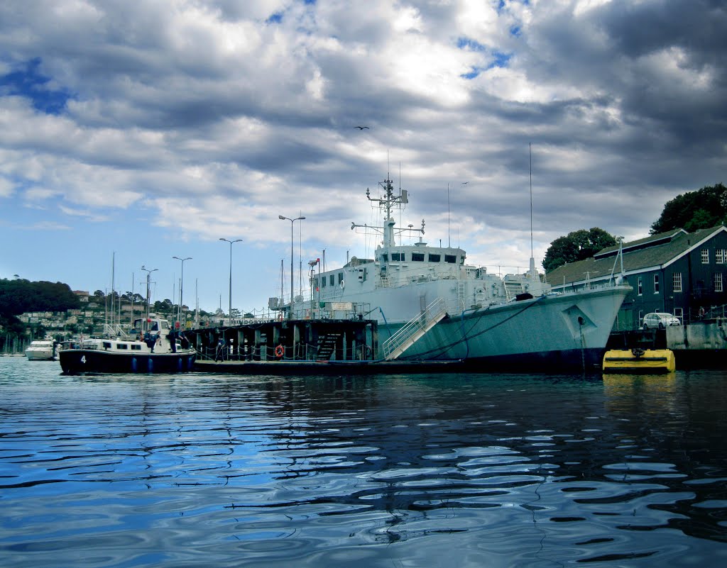 Naval Ship in the Dart by SA10