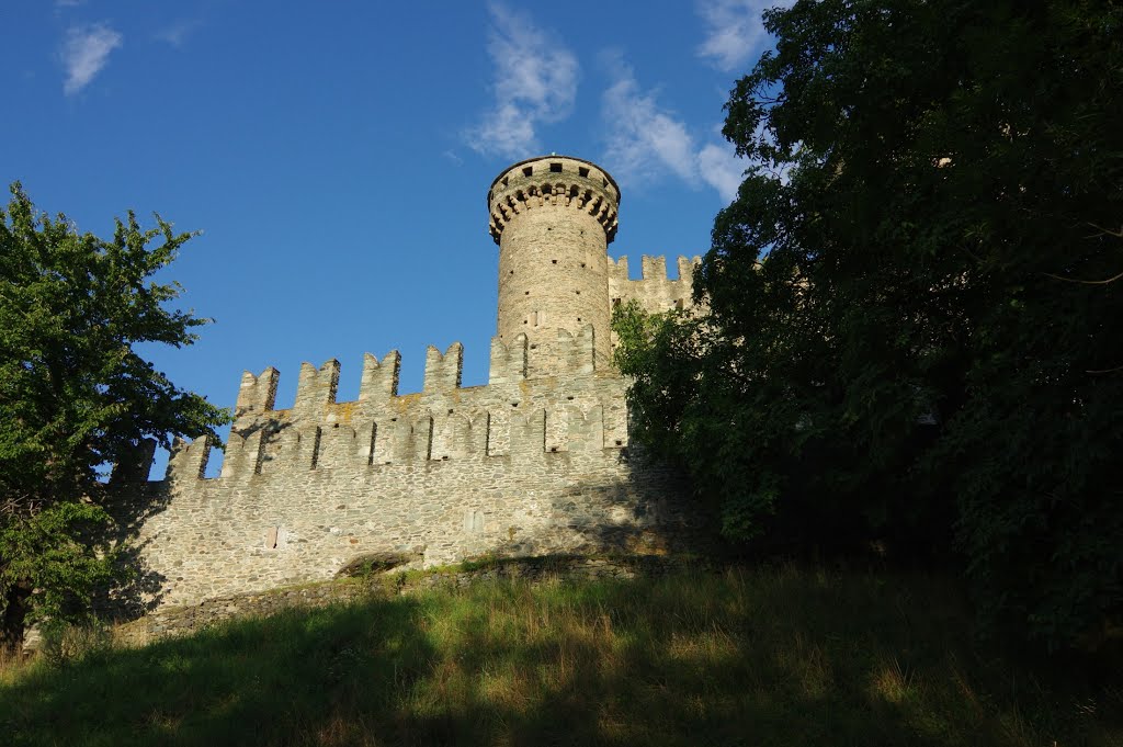 Fénis, Valle D'Aosta, Italia by Didier Portal