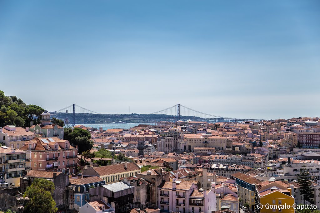 Lisboa | Miradouro da Graça by Gonçalo Capitão