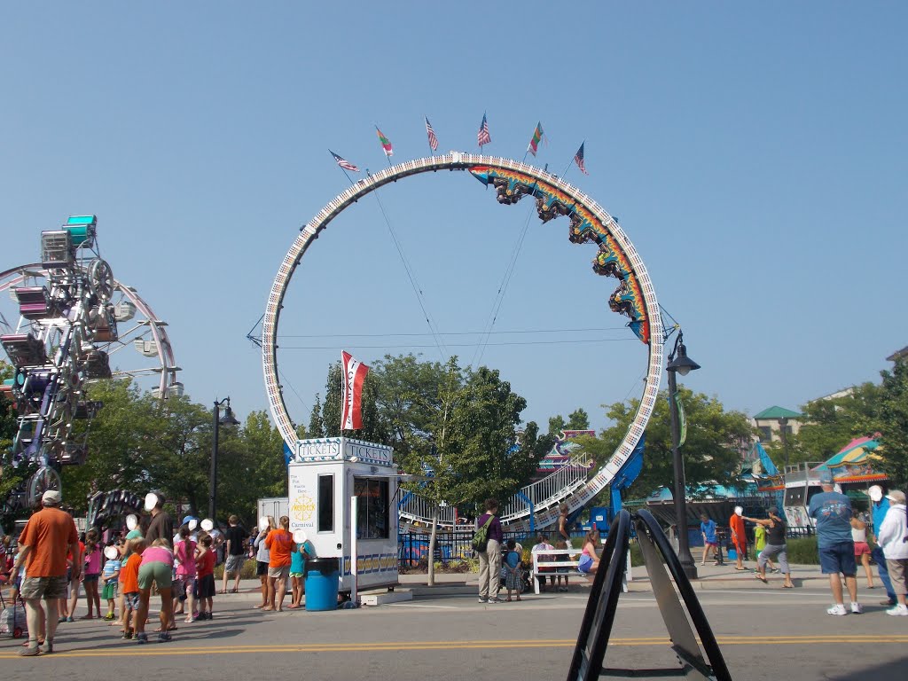 Grand Haven Coast Guard Festival by Engrus