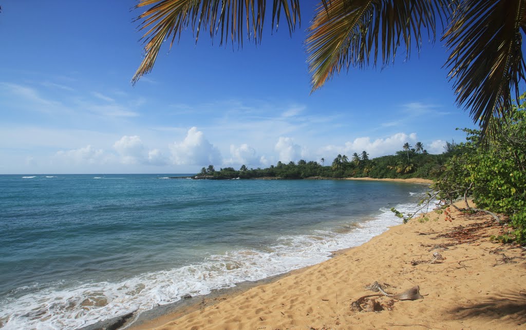 Playa de Piñones-Carolina by Ricardo David Jusino…