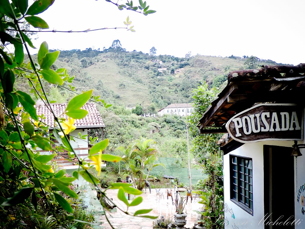 Pousada São Francisco de Assis - Ouro Preto/MG by Vanessa Michelotti