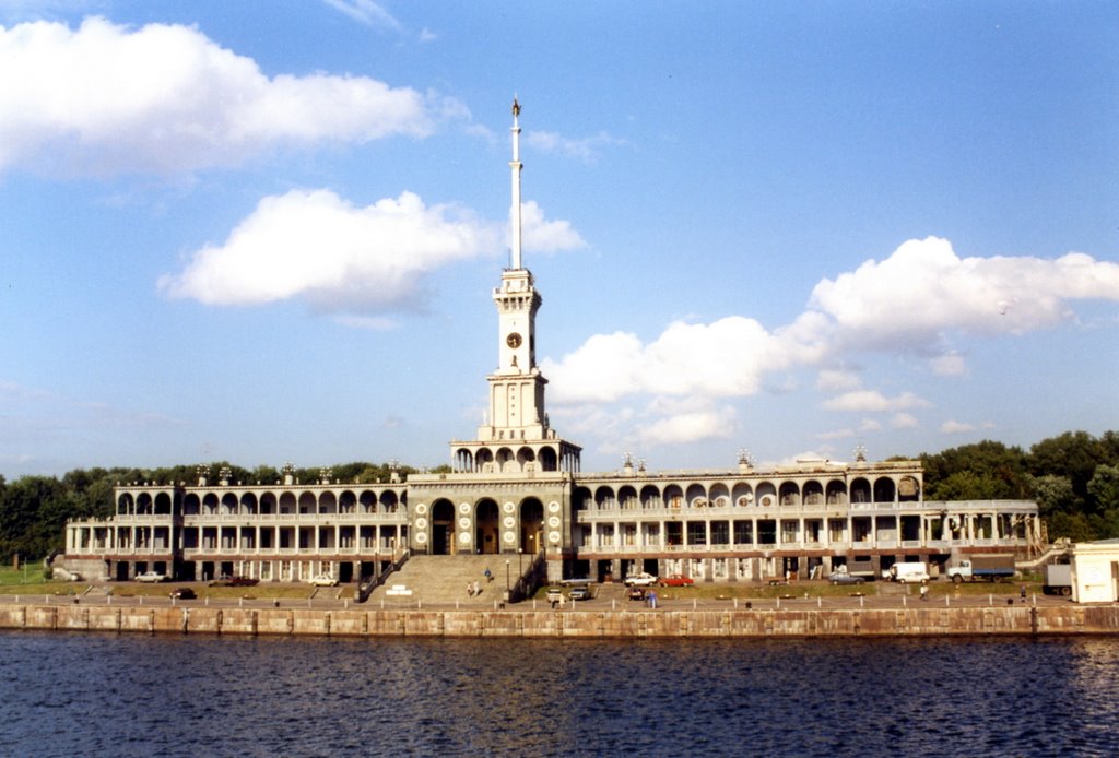 Moscow - Severny rechnoy vokzal - North river port by Paolo Grassi