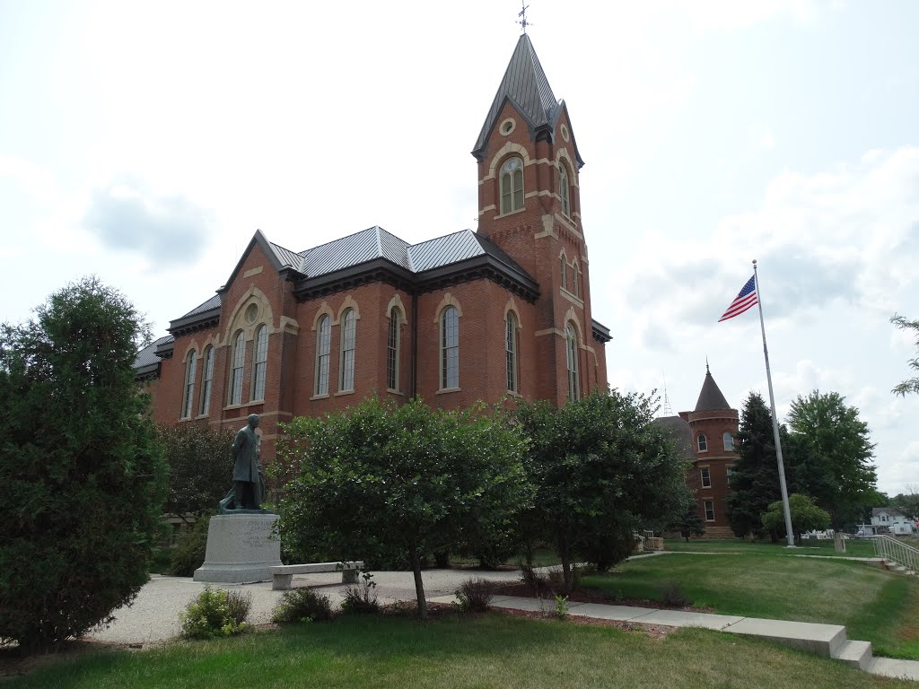 Nicollet County Courthouse by tensor08