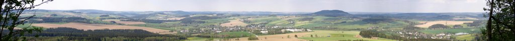 Scheibenberg, Berg, Aussicht nach Schlettau und Walthersdorf by hajufi