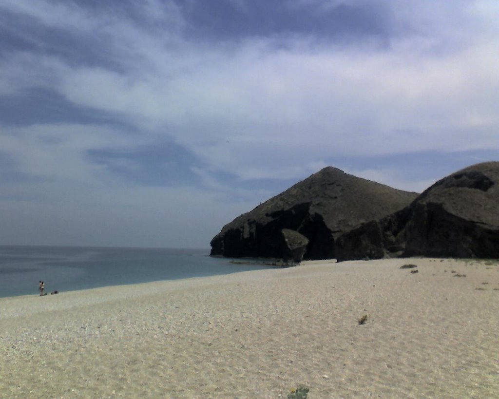 Playa de Los Muertos by brisio