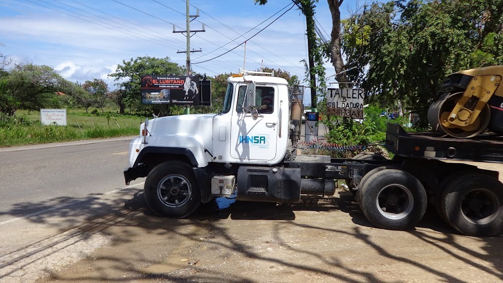 Mack heavy haulage by Paul Rd