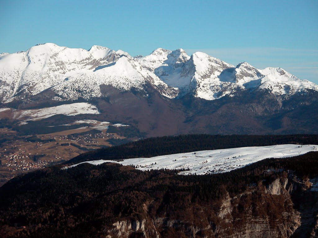 Alpago · Cansiglio (Casera Mezzomiglio) by GR