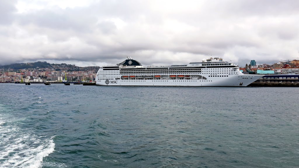 Vigo - MSC. by RF Rumbao