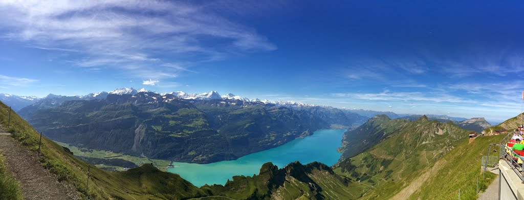 Brienz, Cervenec 2014 by Petr Jakubka