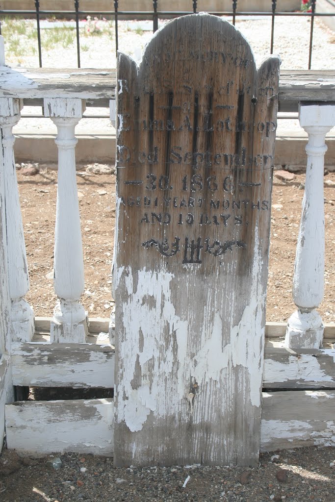 Baby Emma's Grave At Dayton by Keith Driscoll