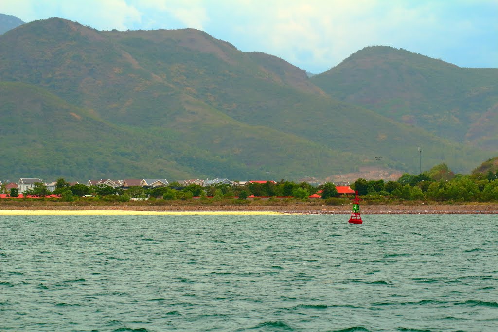 Nha Trang Bay 07.14 ;) by Ja Het