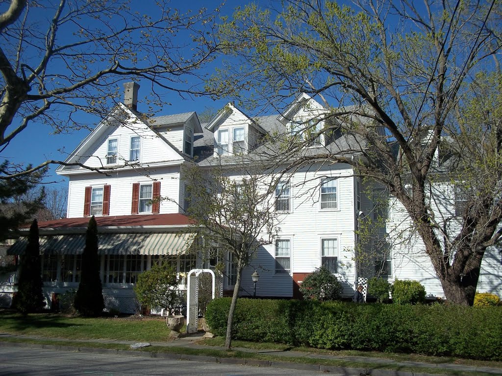 Cape May - Side view of the amazing Dormer House by kiwanji