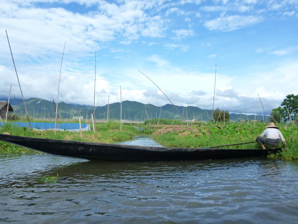 Inle Lake , ทะเลสาบอินเล by sarthit medhasith Su…