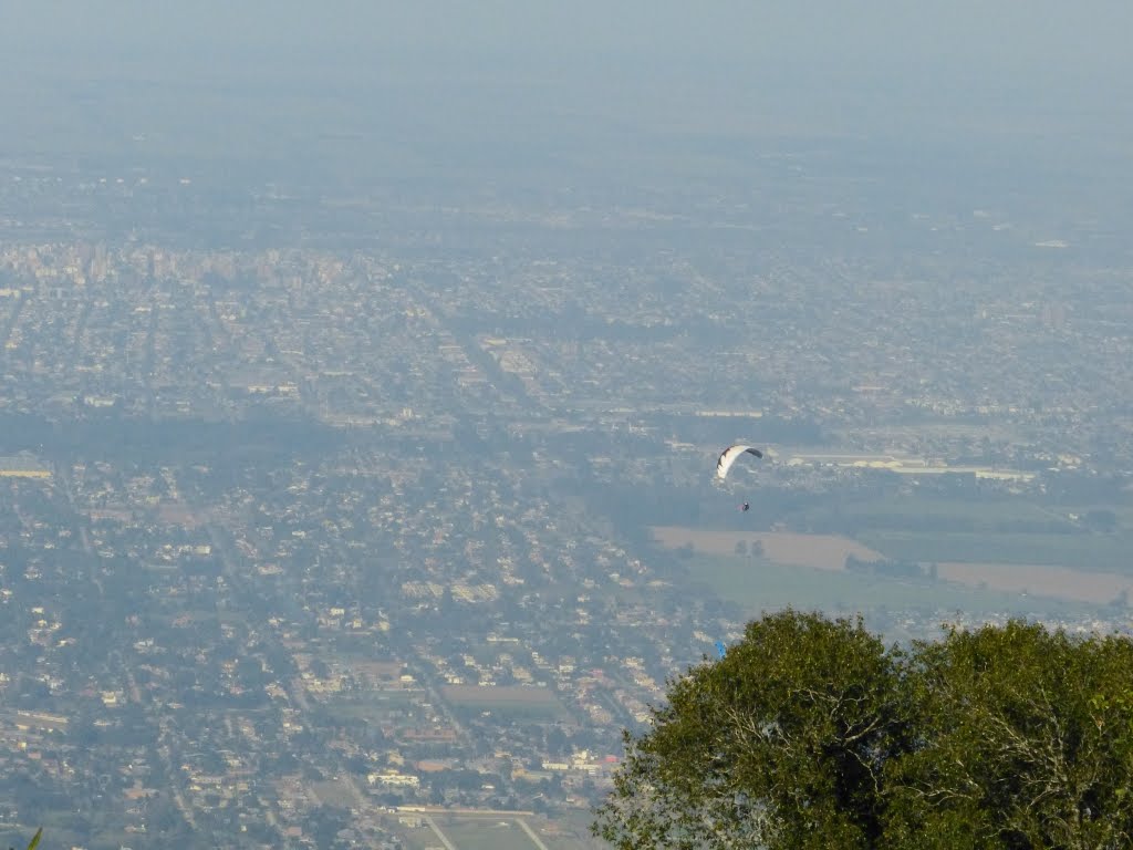 Parapente en las Sierras de San Javier (jfe) by Javier E