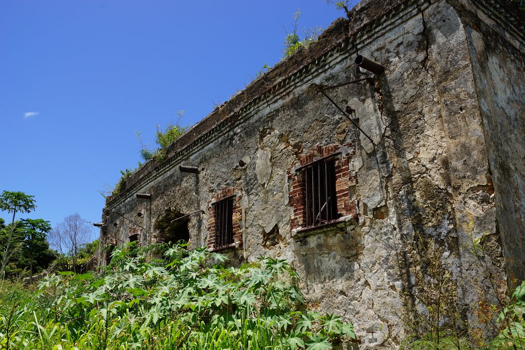 Old Penitentiary by Rod M Geer