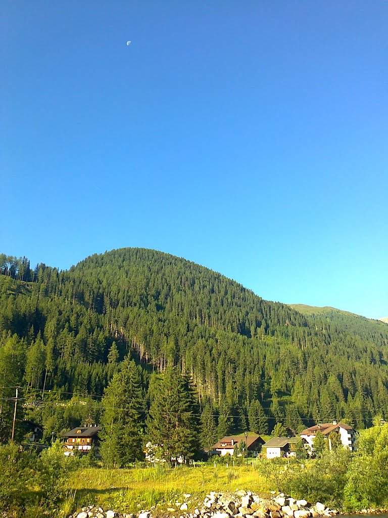 Mesiac nad Maria Hilf (Moon over Maria Hilf) - 18.7.2014 by Ľubo Sivák (SK)