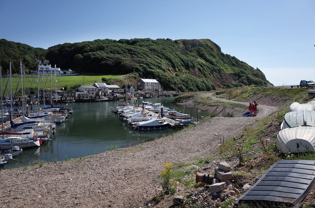 SEATON AXMOUTH HARBOUR by Alan McFaden