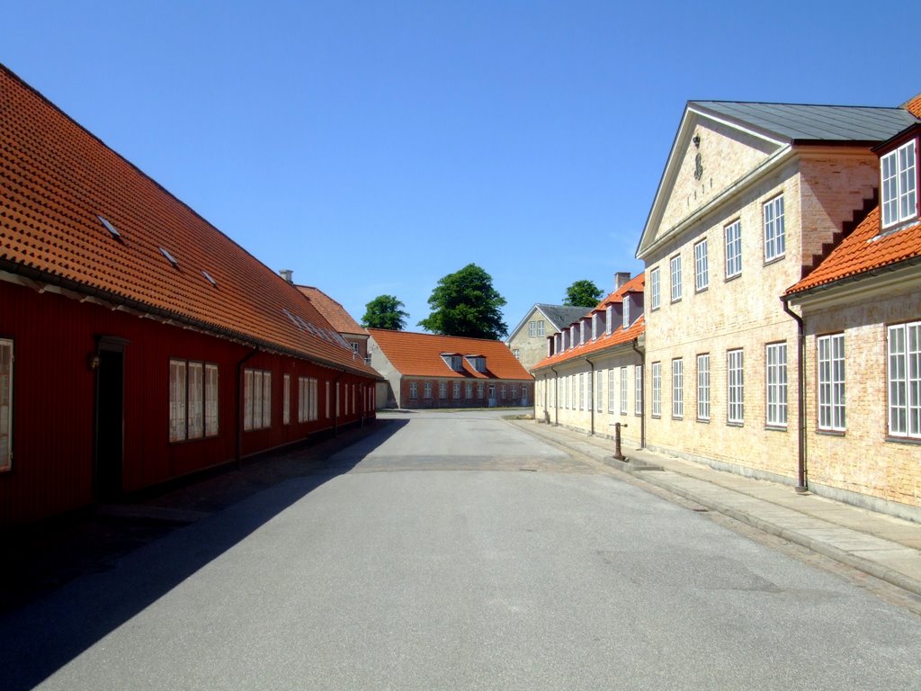 Kronborg Slot, Den fhv. Sergentskole. Messe for enden af gaden by Bentler