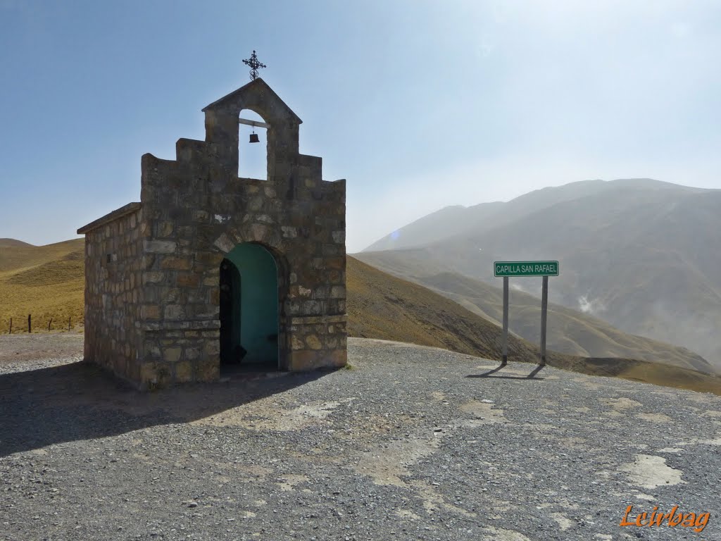 Capilla San Rafael arcángel en piedra del molino - Salta by Gabriel Hernan (Leir…