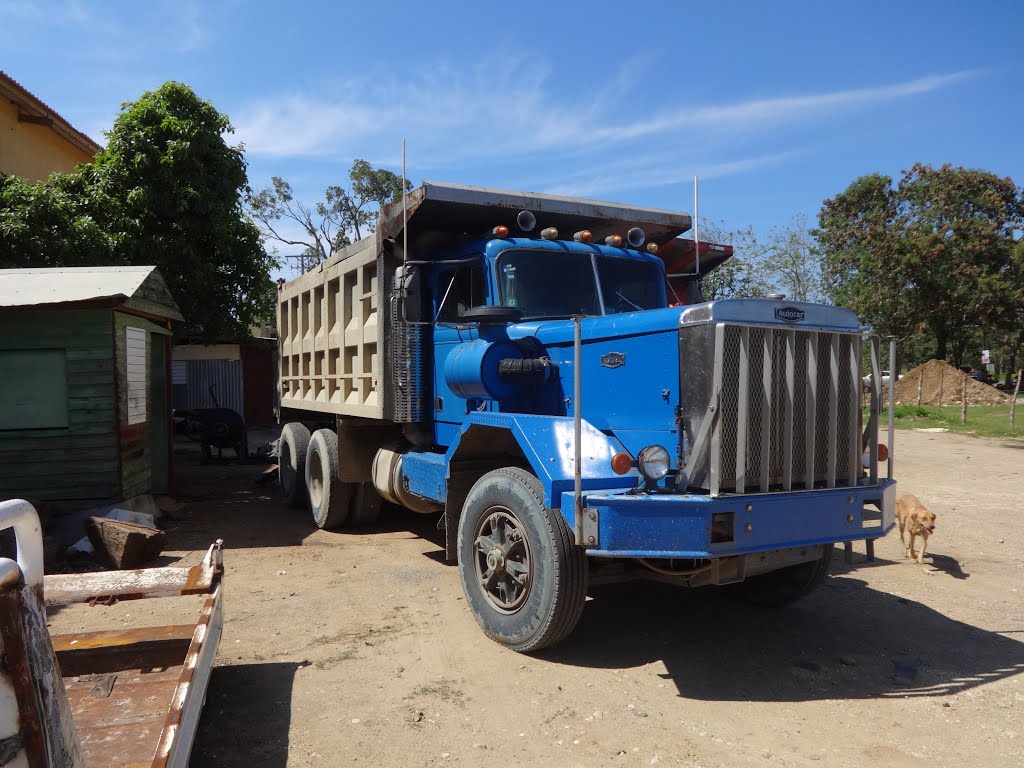 Big Autocar dump truck by Paul Rd